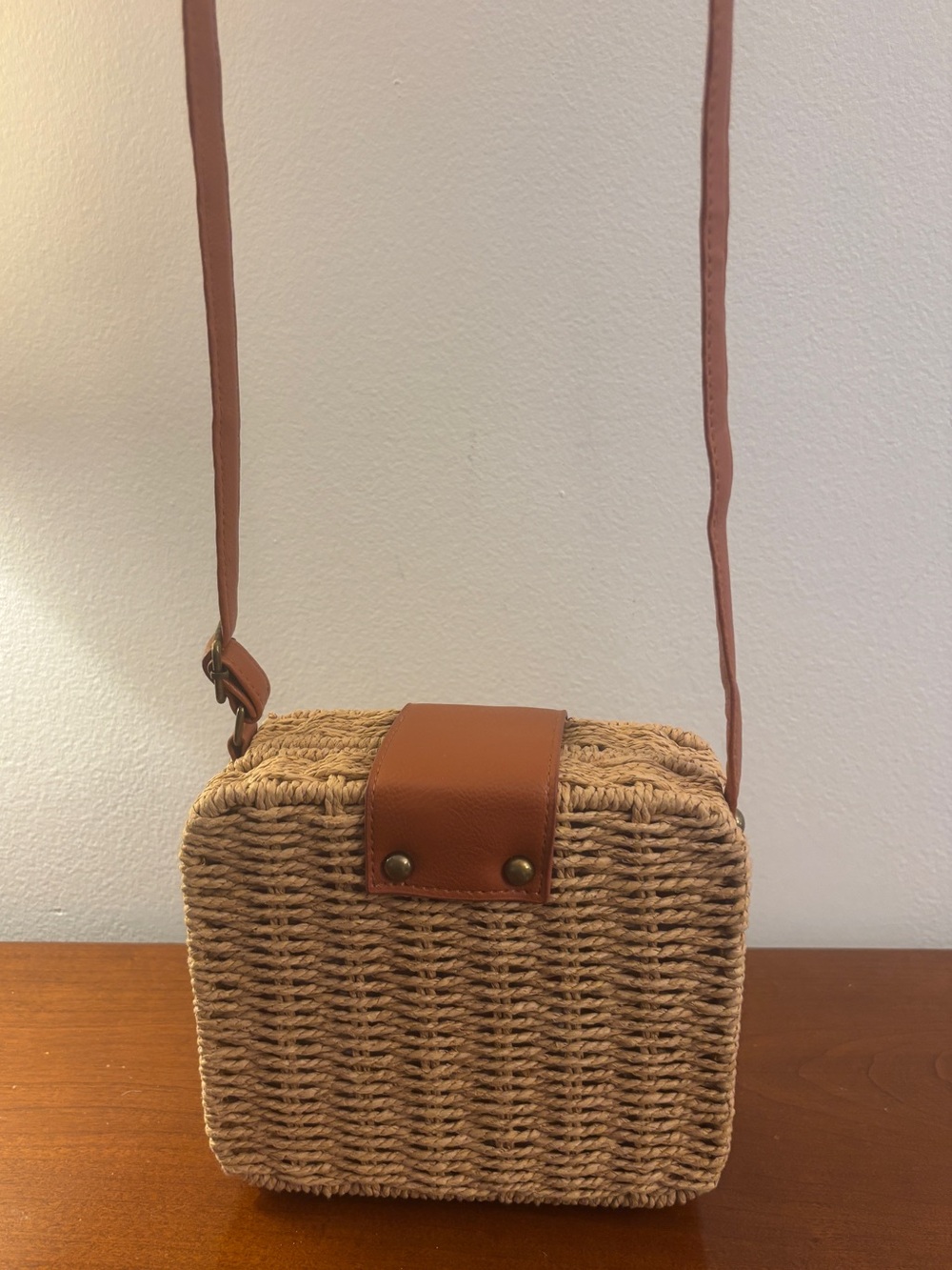 Already There Natural Wicker Crossbody Bag - Picture 6 of 12